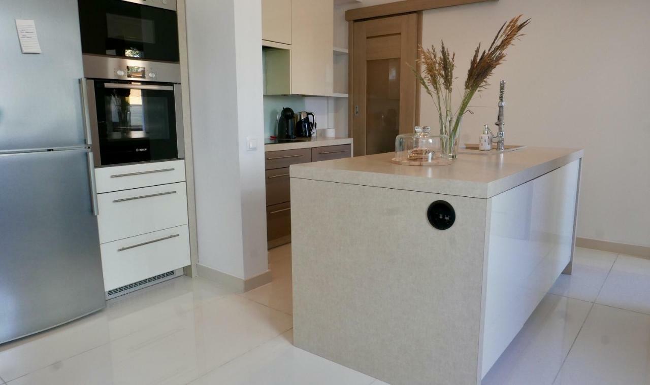 Chill Apartment Гданск Екстериор снимка